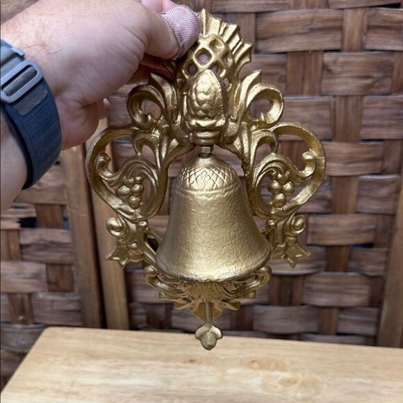 Vintage Cast Iron Elegant Gold Wall Bell Decor - Picture 2 of 4